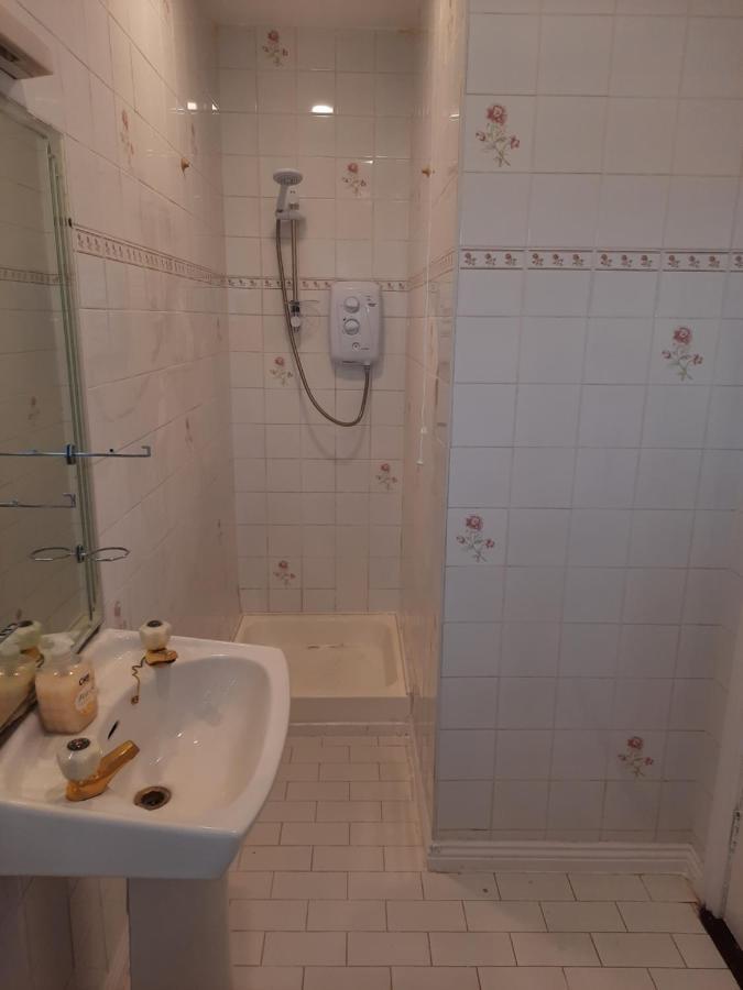 4 Bedroom, 15 Min To Limerick City Quiet Retreat. מראה חיצוני תמונה