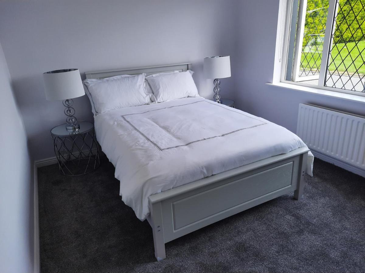 4 Bedroom, 15 Min To Limerick City Quiet Retreat. מראה חיצוני תמונה